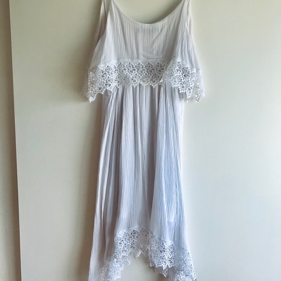 Dresses & Skirts - White Summer Dress Lace detail Size S